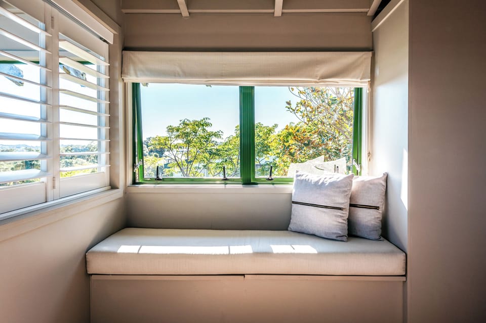 Comfort House, Ocean View | Iron/ironing board, free WiFi