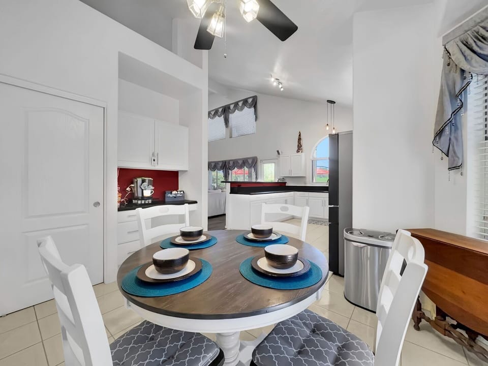 Kitchen Nook