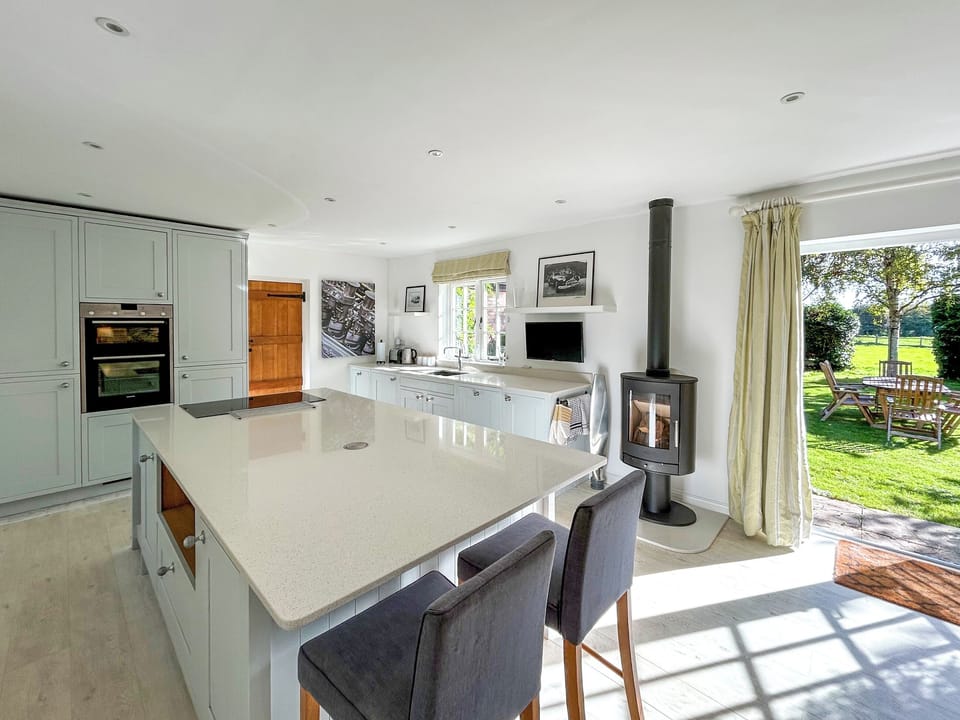 Kitchen/diner | The Cottage, Easthampnett near Chichester