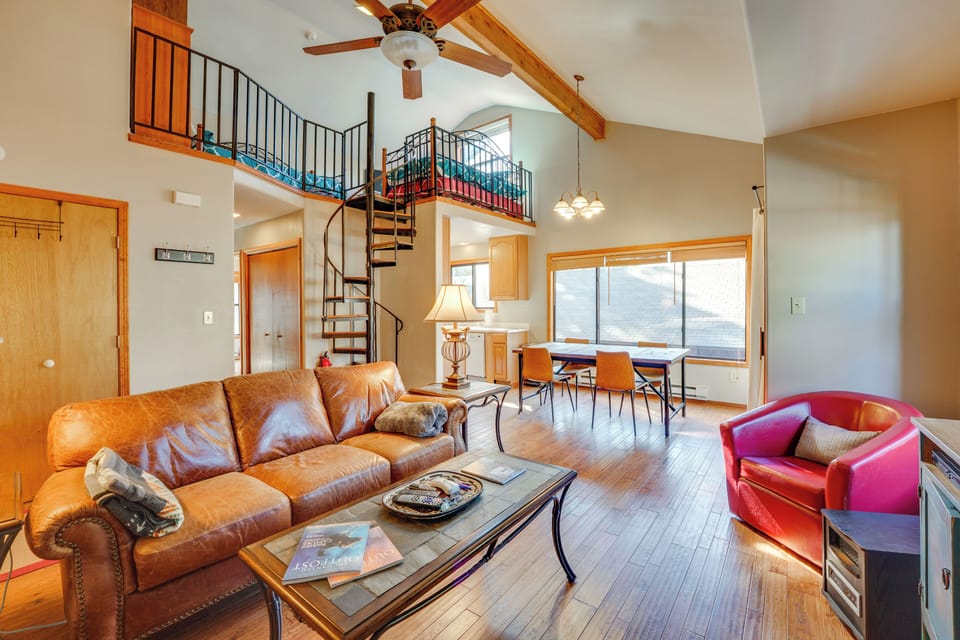 Angel Fire Vacation Rental | 2BR | 2BA | 918 Sq Ft | Stairs Required