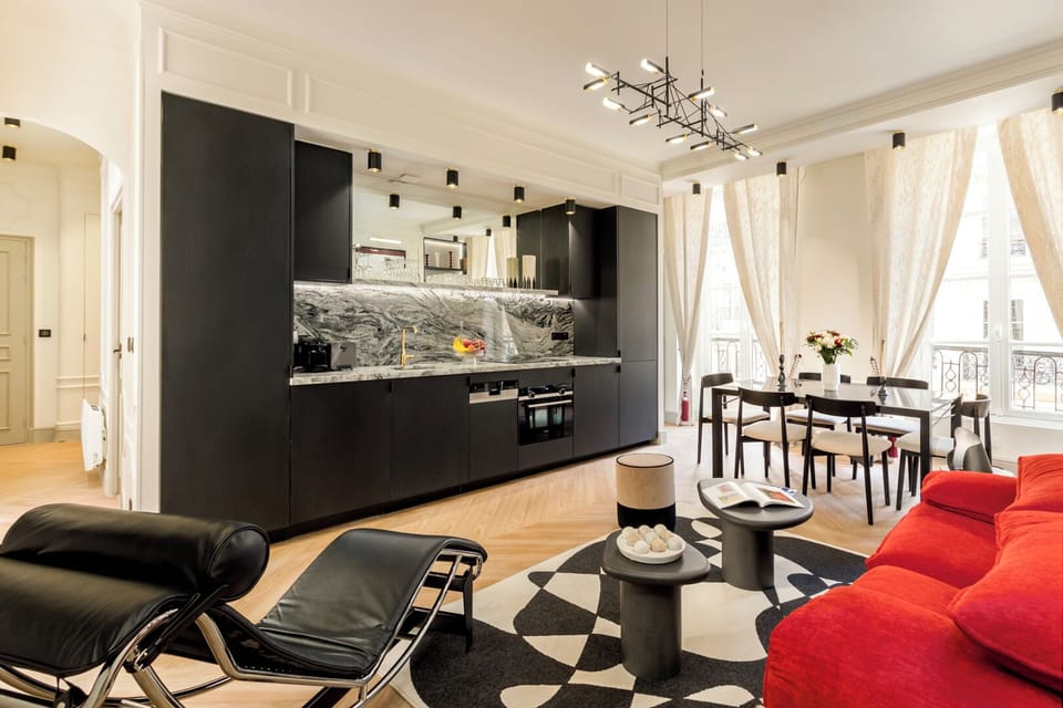 Apartment, City View | Private kitchen | Fridge, microwave, oven, stovetop