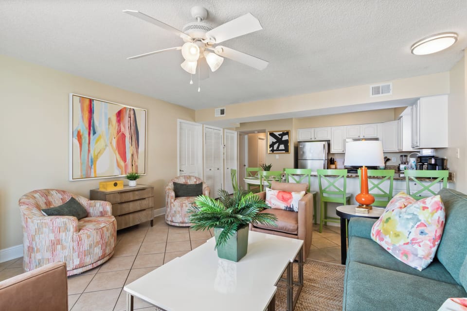 Signature Condo, 3 Bedrooms, Pool Access, Beach View | Living room | 32-inch Smart TV with digital channels