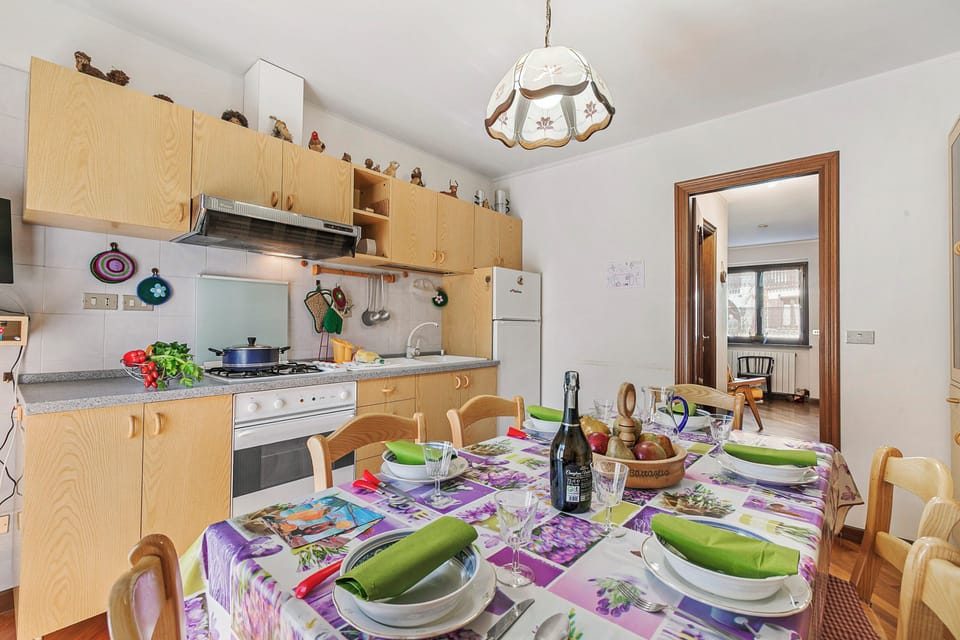 Family House, Multiple Bedrooms, 2 Bathrooms (Maison Rosamunda) | Private kitchen | Fridge, microwave, oven, stovetop