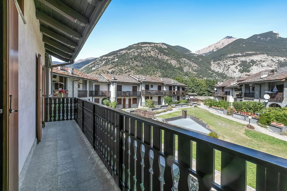 Family House, 2 Bedrooms, Microwave (Maison Dolce Vento) | Property grounds