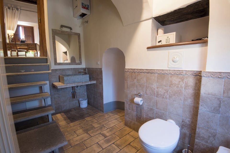 Standard Double Room, City View | Bathroom | Bidet