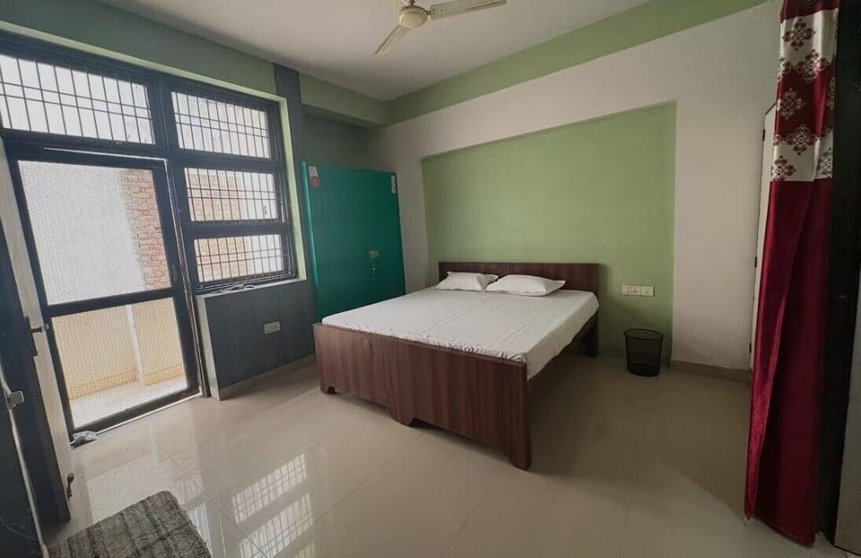 Deluxe Double Room | Free WiFi