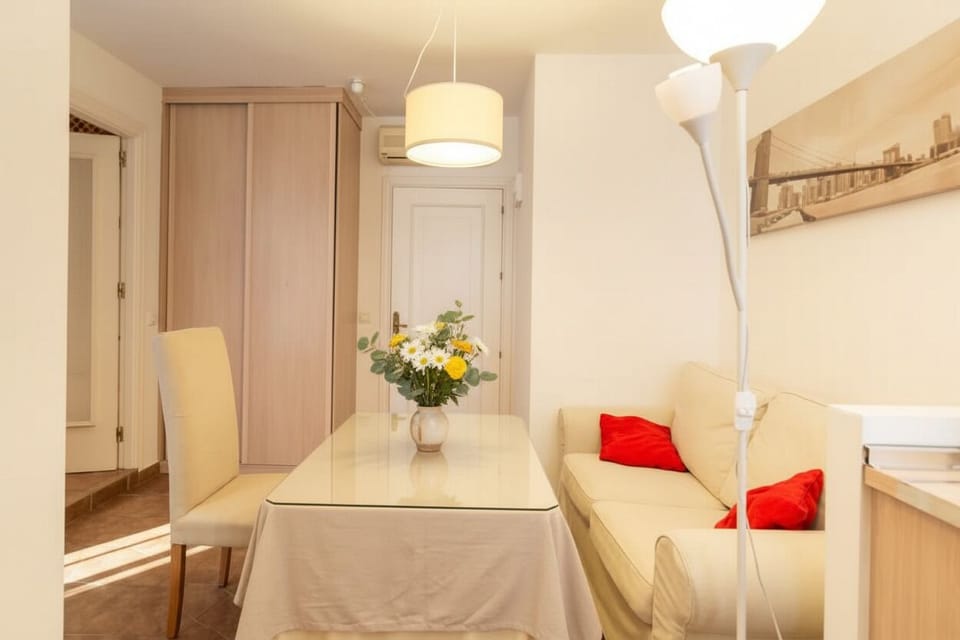 Cozy Dining Nook