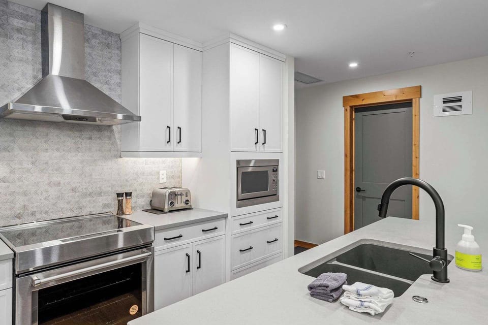Chef's kitchen