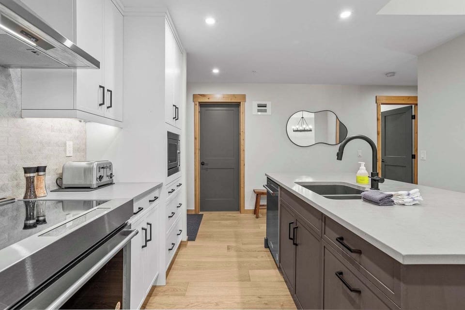 Spacious kitchen