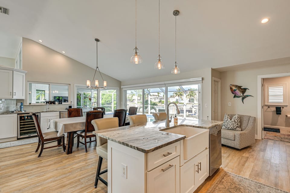 House (3 Bedrooms) | Interior