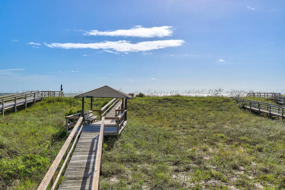 Legasea-Lower Level View