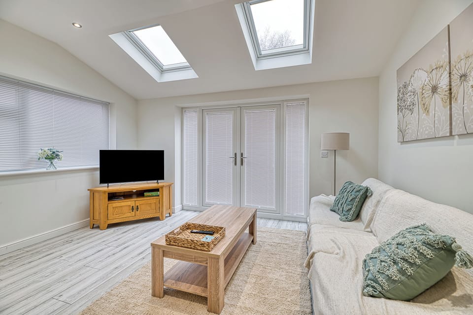 Standard Apartment, 1 Bedroom, Non Smoking | Living area