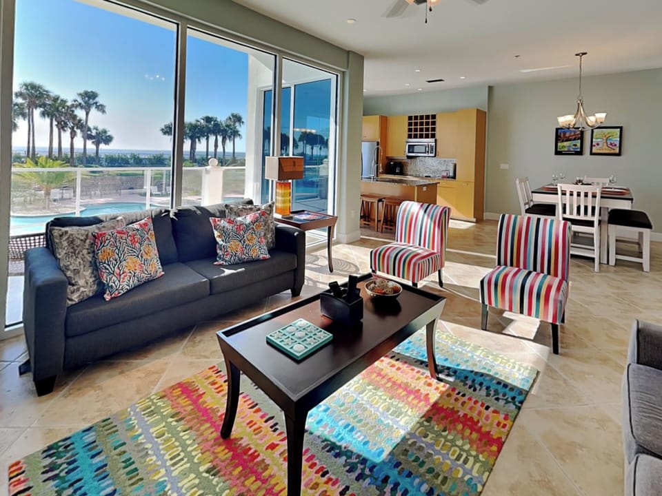 Living Area - Open Layout w/ Kitchen & Dining, Queen Sleeper Sofa