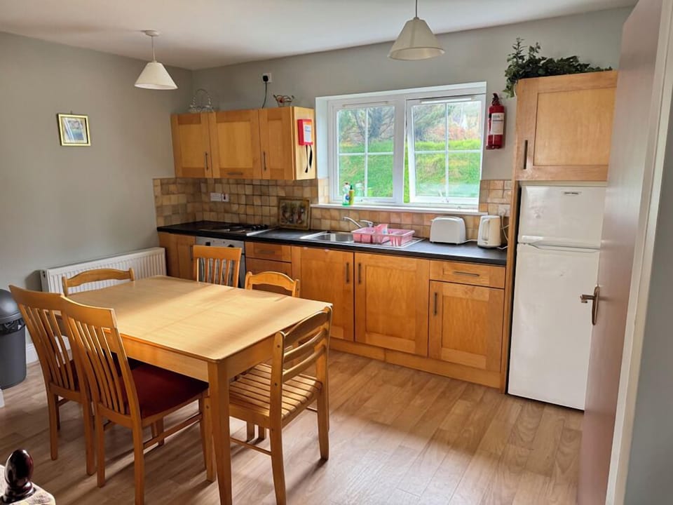 Shared fridge, microwave, stovetop, freezer