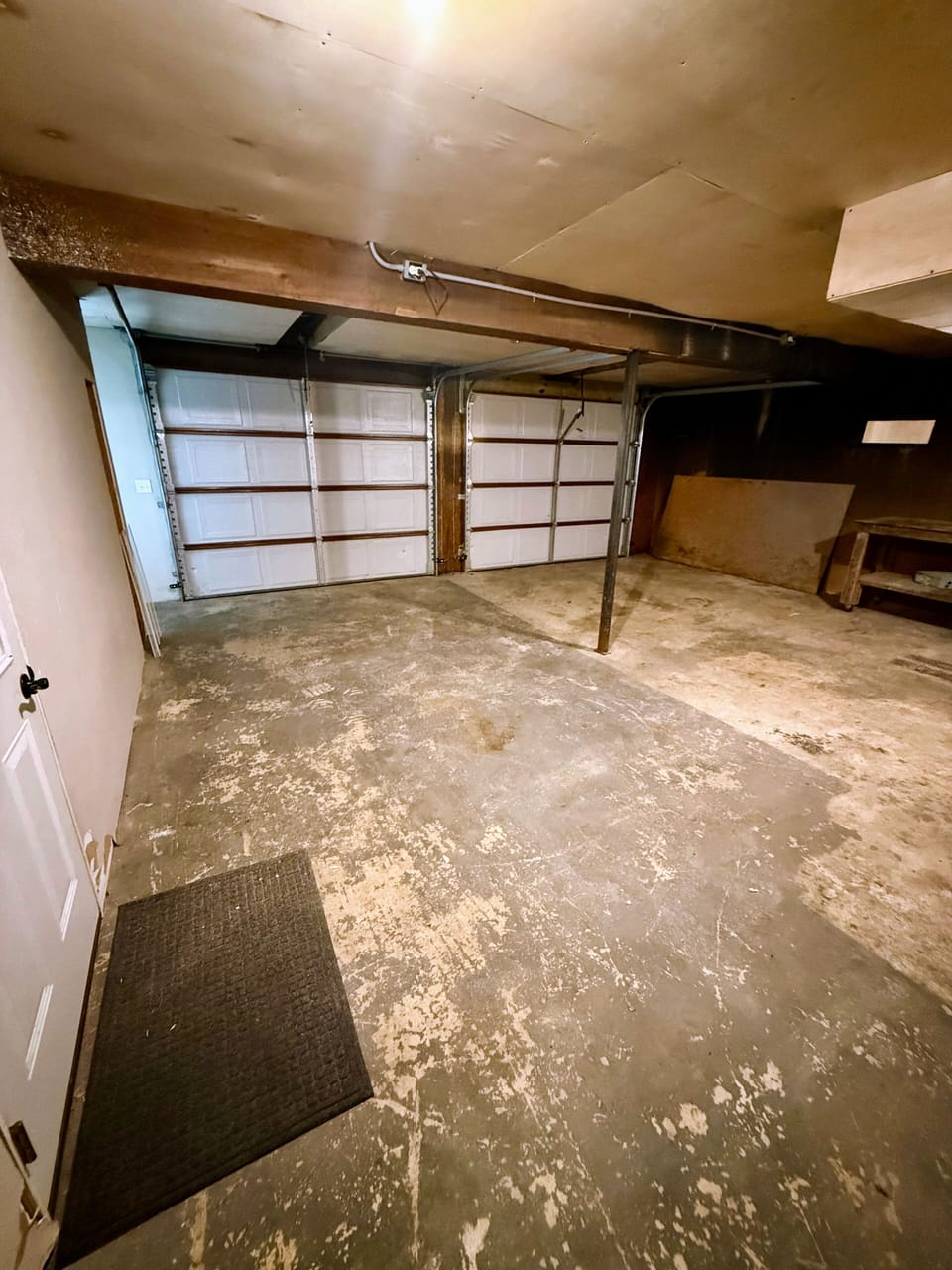 Garage parking will park 2 vehicles available for our guests.