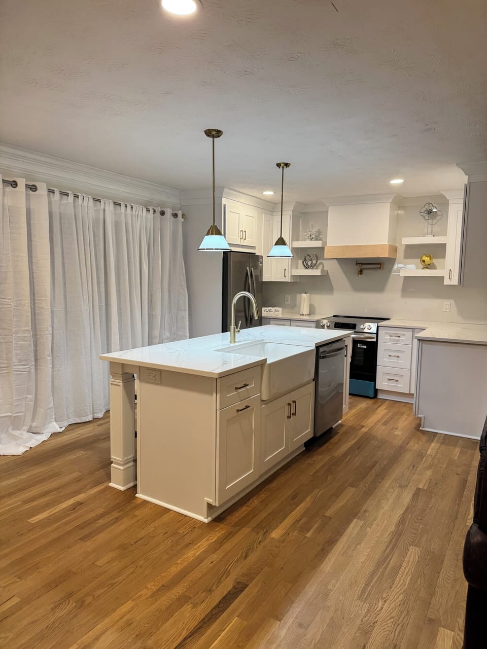 Updated Modern Kitchen with Pot-filler!