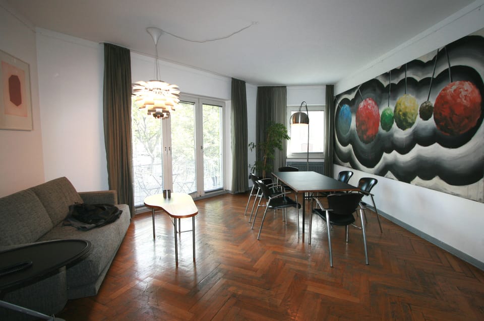 Comfort Suite, Balcony | Meeting facility
