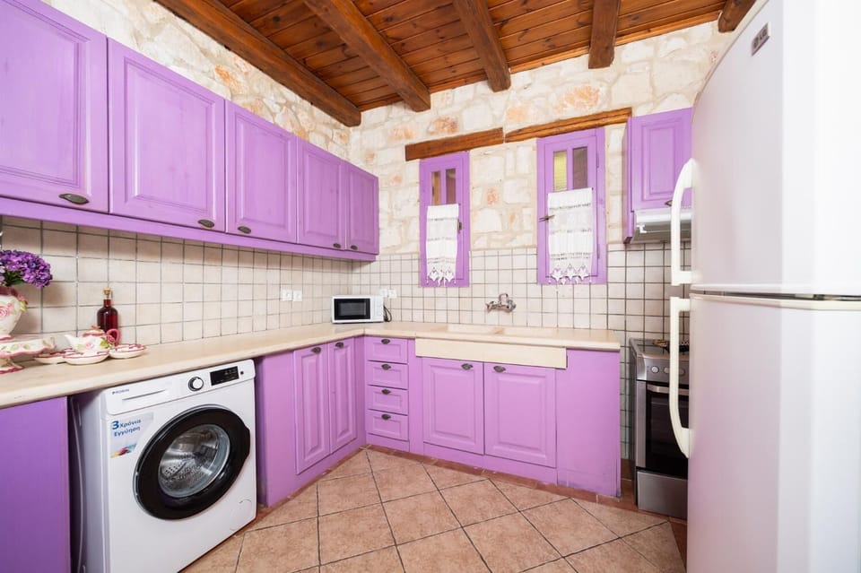 Equipped kitchen