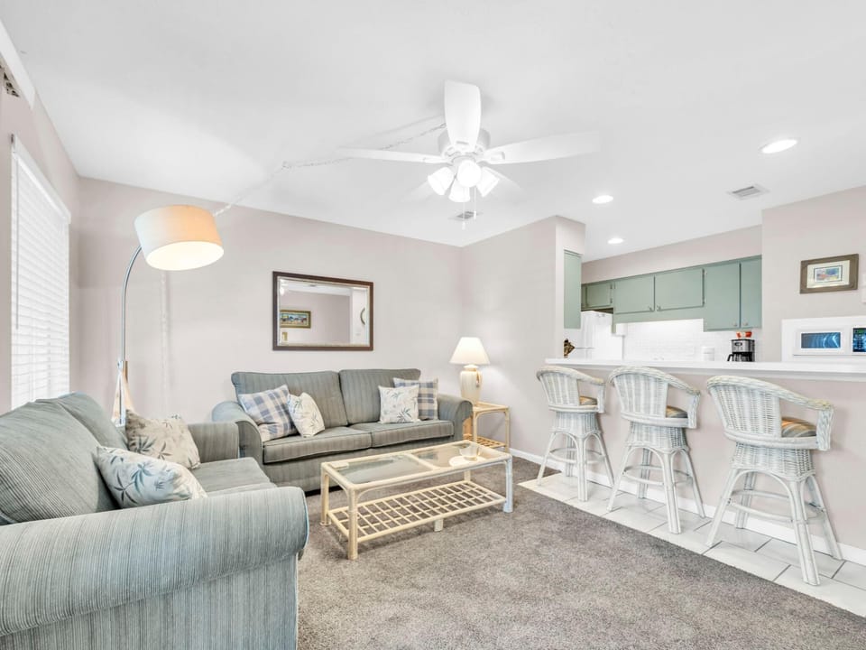 Condo, 1 King Bed with Sofa bed (Nautical Watch D-2) | Living area