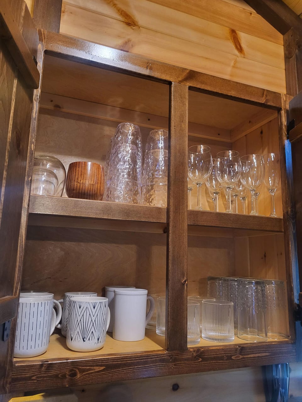 Glassware, coffee mugs and wine glasses