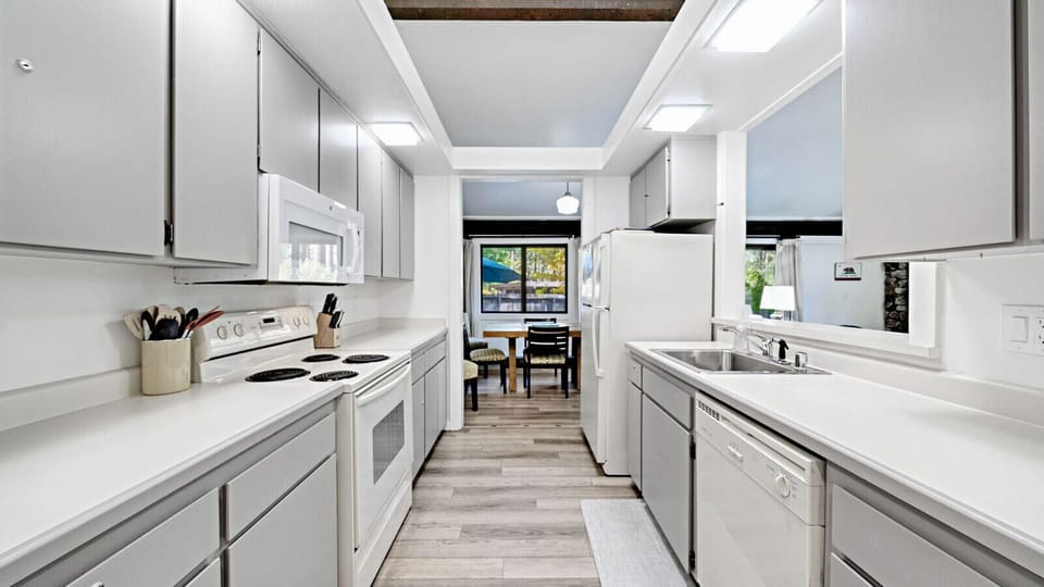 Fully stocked kitchen ready for preparing your favorite meals