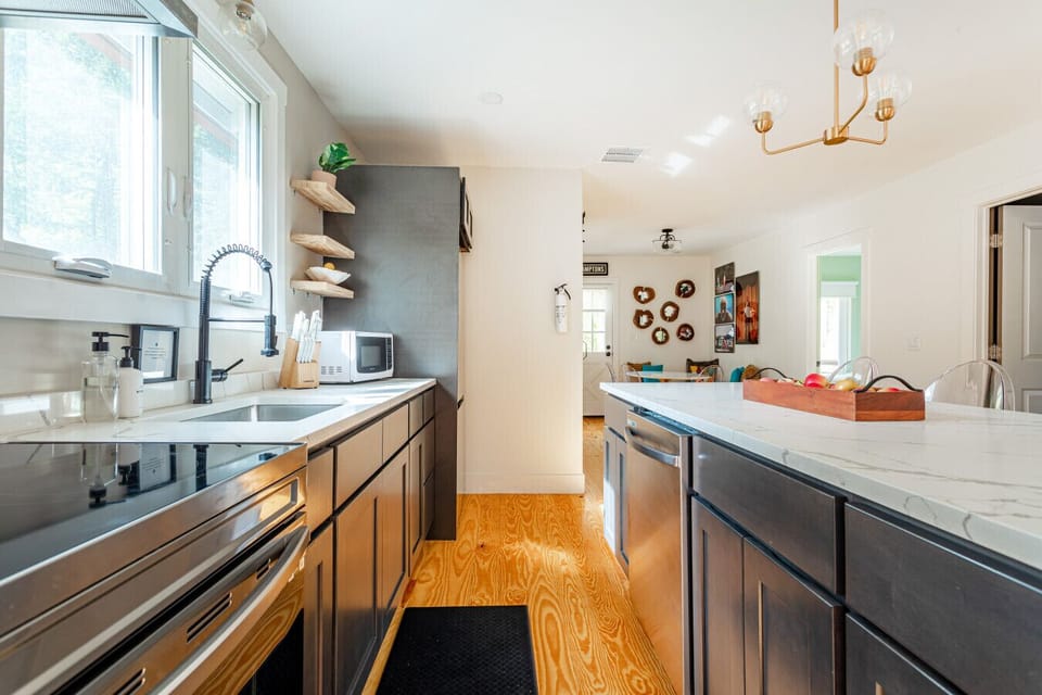 Gorgeous kitchen with new appliances