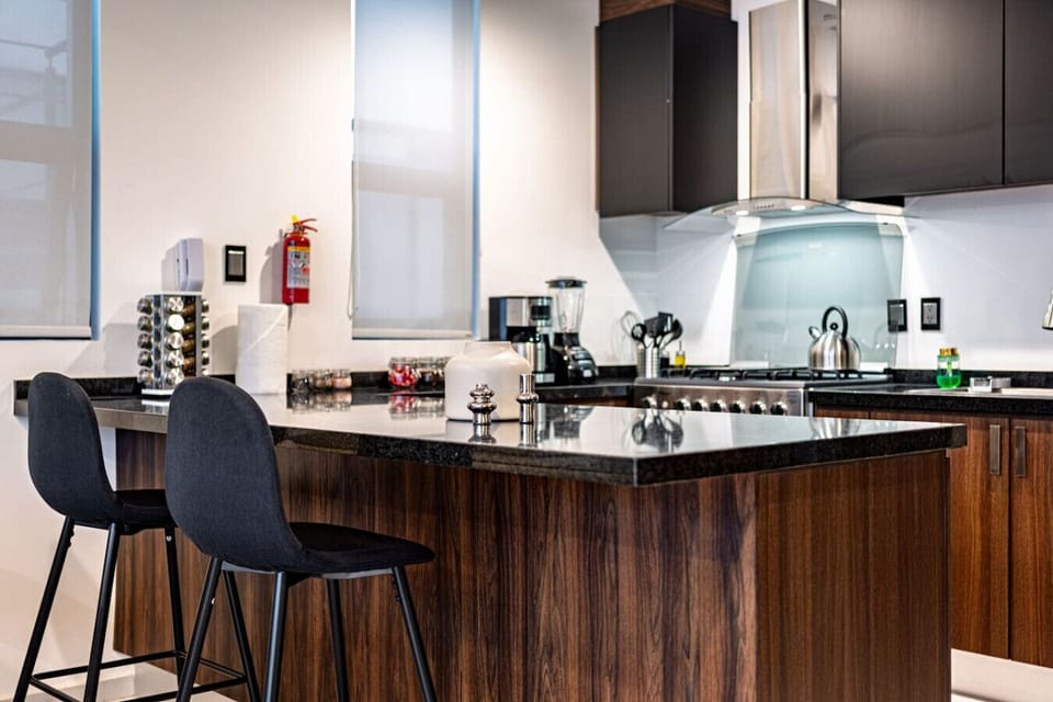 Whip up delicious meals or gather for drinks. Your stay, your way.