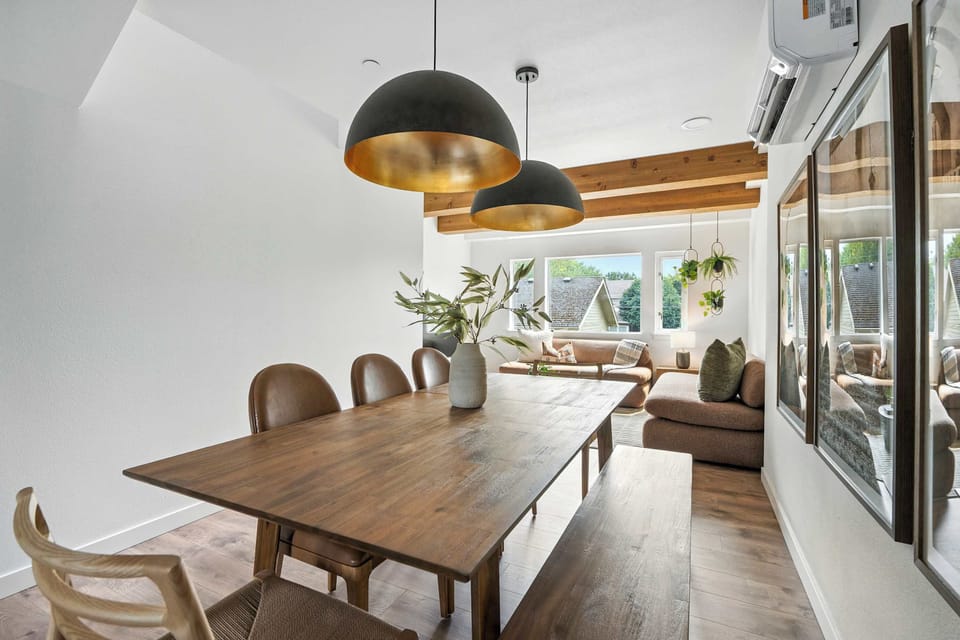 Dining room beside the kitchen.