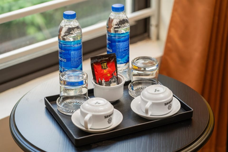 Minibar, free WiFi, bed sheets