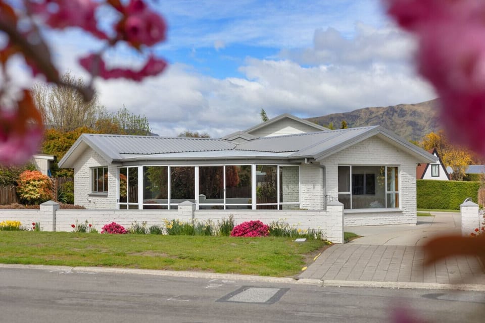 Your home away from home nestled in a peaceful Wanaka neighbourhood.