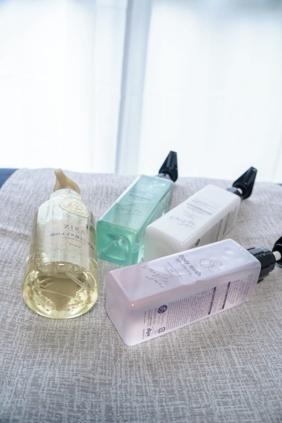 Bathroom amenities
