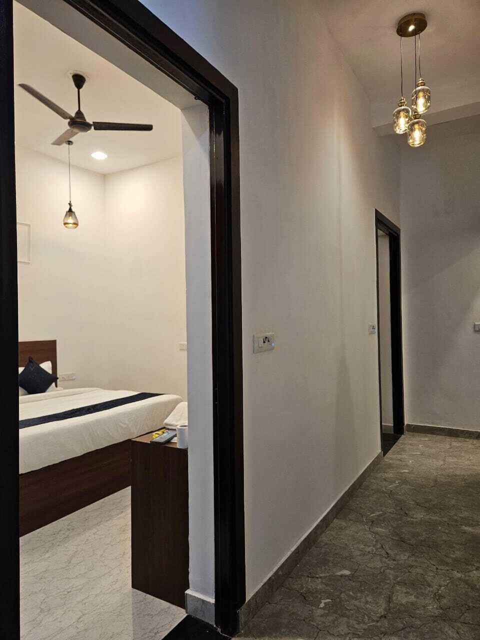 Deluxe Double Room | Free WiFi
