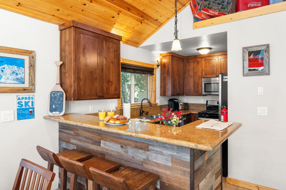 Barstool seating at the kitchen counter for casual dining and conversations. 