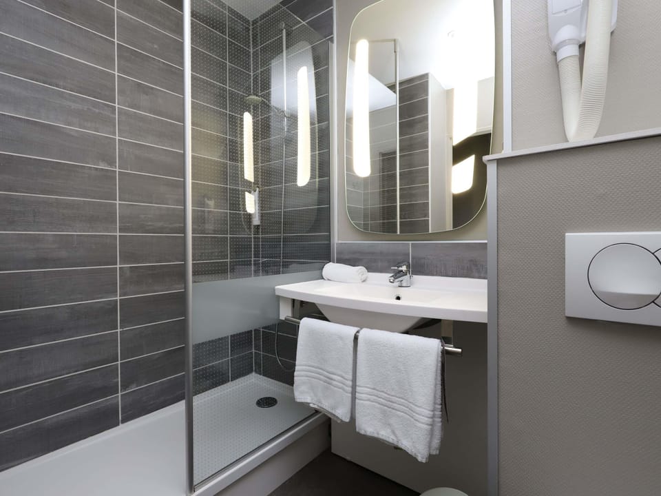 Standard Double Room, 1 Double Bed | In-room safe, individually decorated, individually furnished, desk