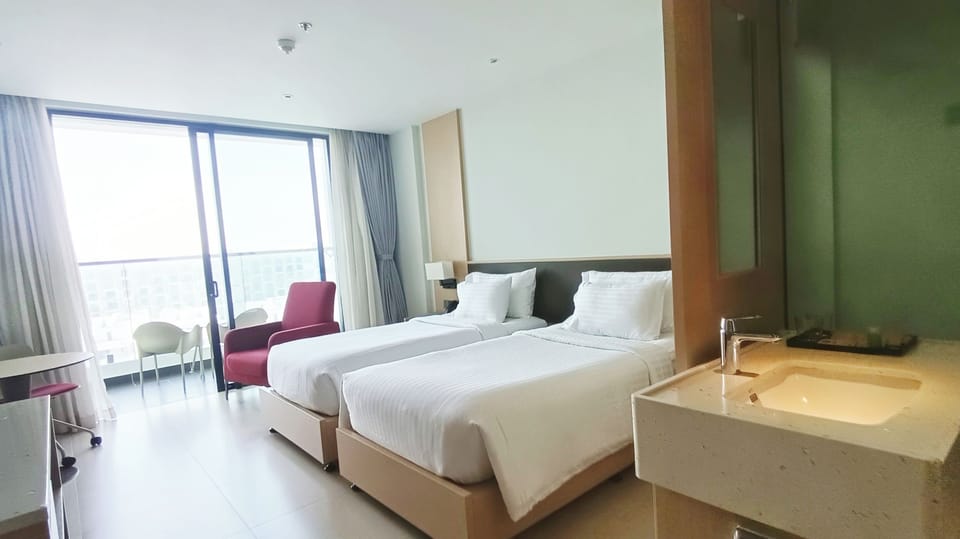 Minibar, in-room safe, desk, soundproofing