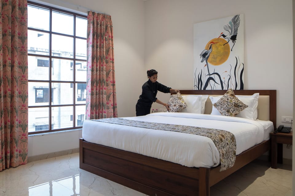  Manor Classic room | Desk, bed sheets