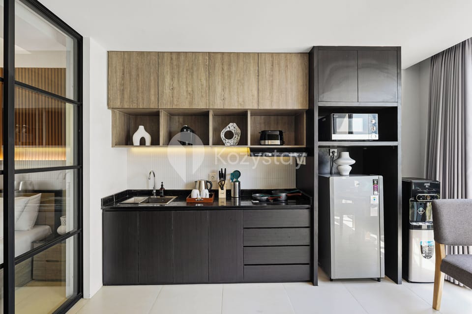 Apartment, 1 Bedroom, Resort View | Private kitchen | Full-size fridge, microwave, stovetop, rice cooker