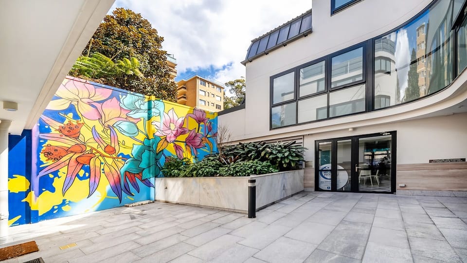 Exterior image 1