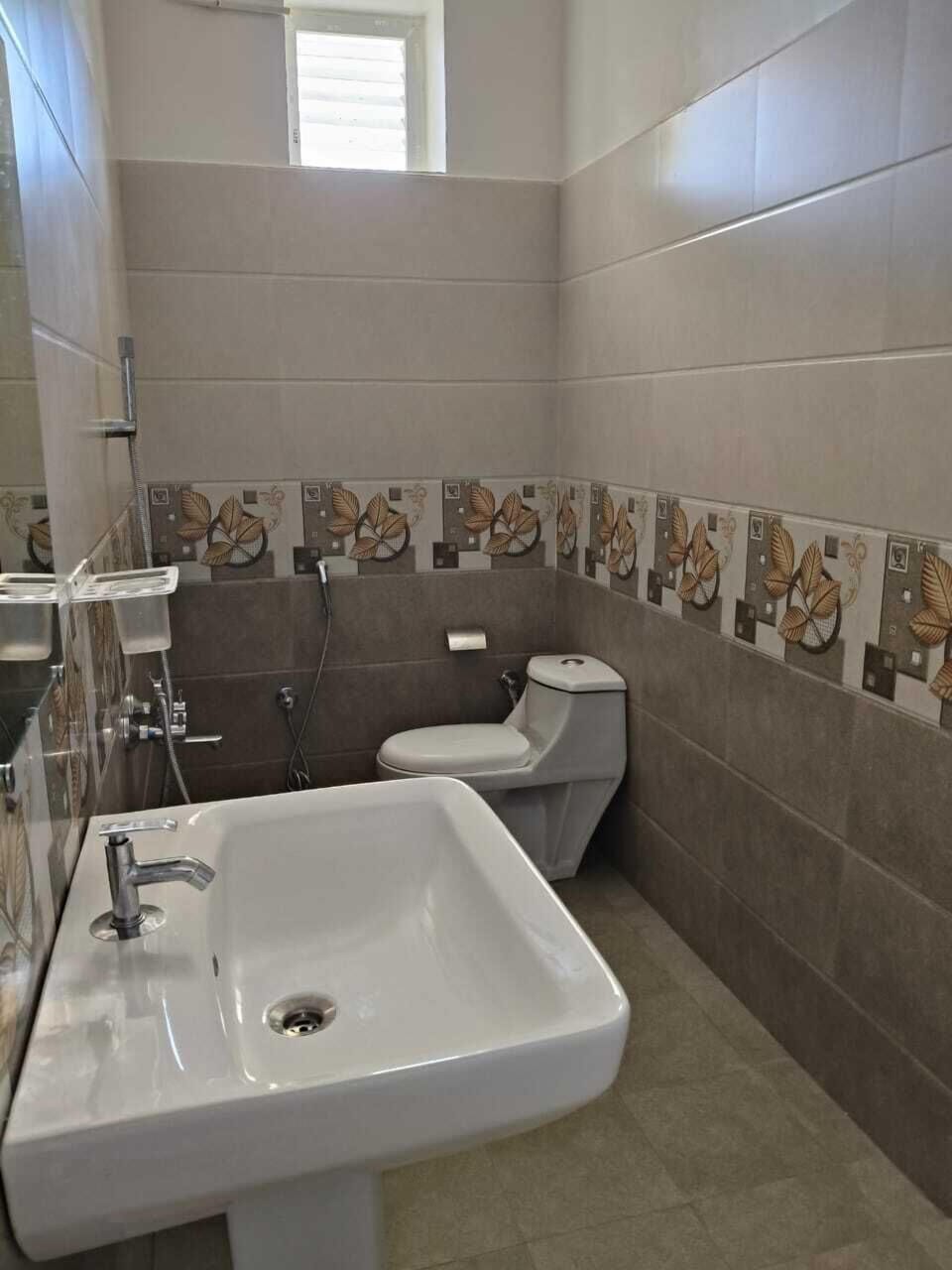 Deluxe Twin Room | Bathroom