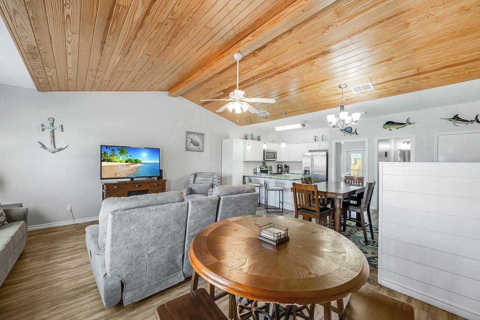Cook here, sip there, lounge everywhere—our open-concept design makes the whole space feel bigger, brighter, and way more fun. Vacation is all about easy flow, and this home nails it.