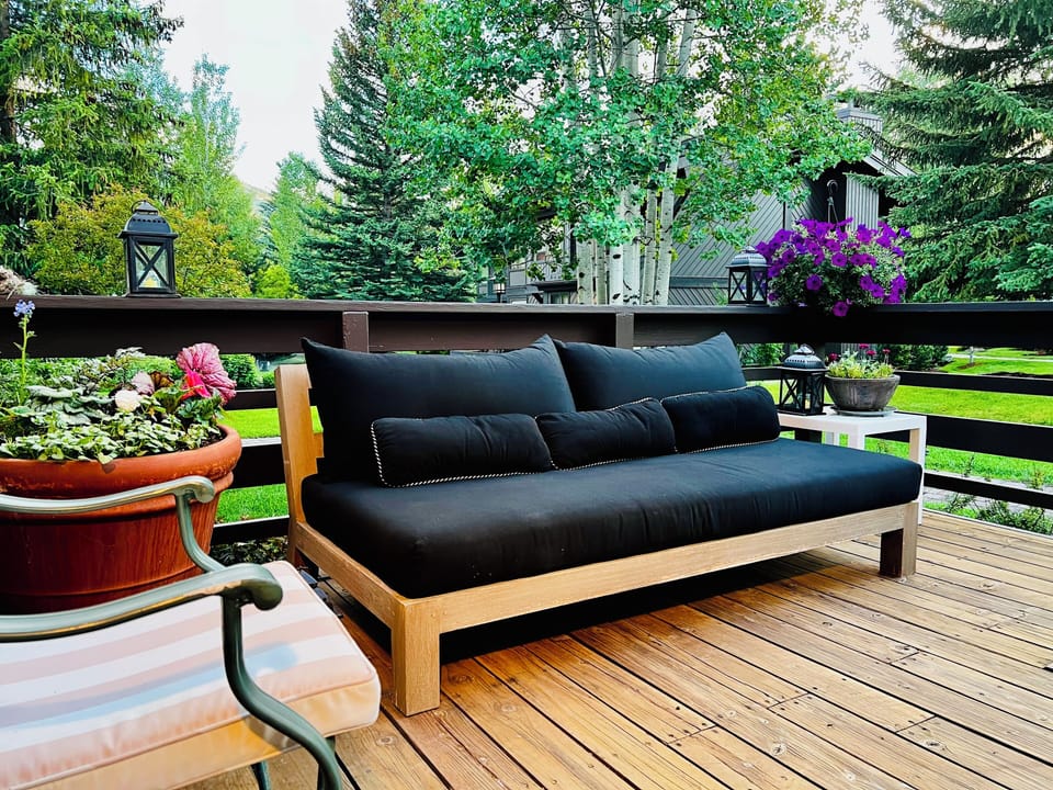 Deck Summer