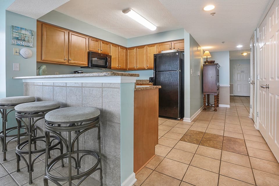 Kitchen / Breakfast bar