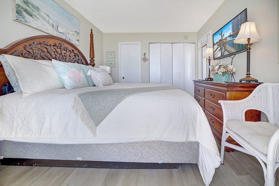 2 Bedroom