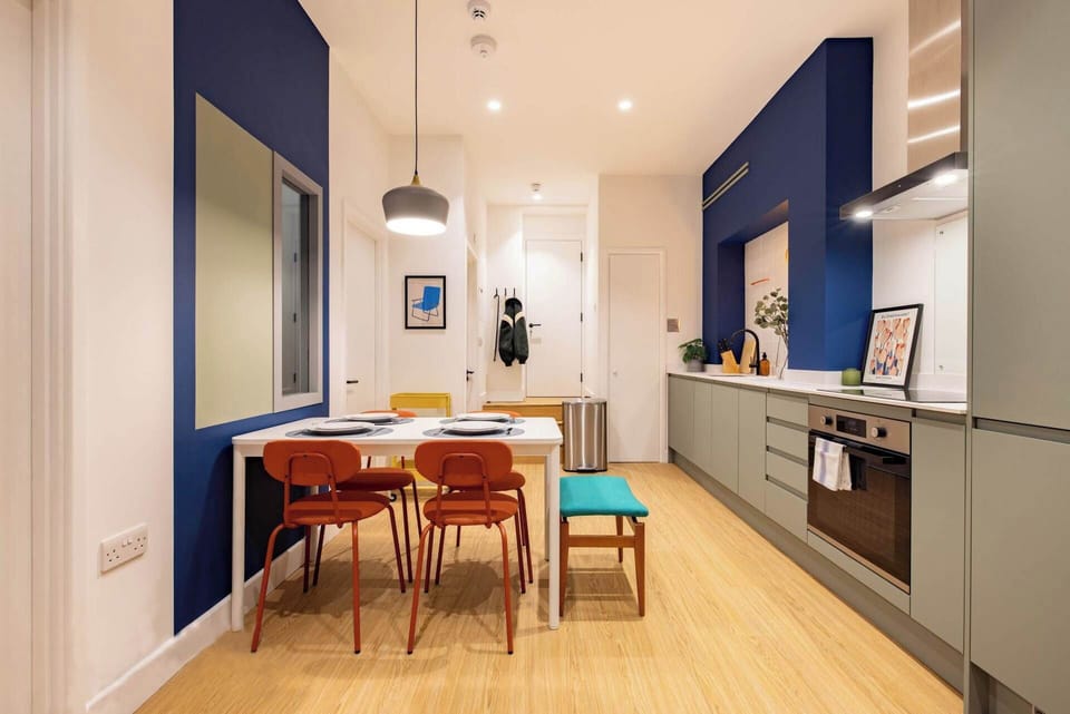 House | 2 bedrooms, desk, Internet