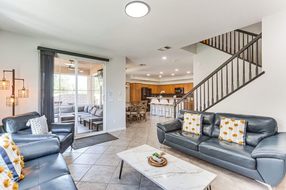 House (5 Bedrooms) | Interior
