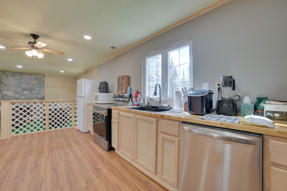 House (2 Bedrooms) | Interior
