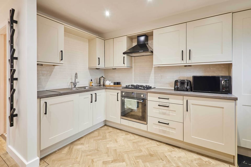 Holmfirth Hideaway, Holmbridge - Host & Stay