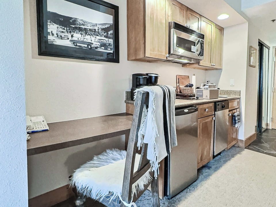 Kitchenette and workspace right in your room 