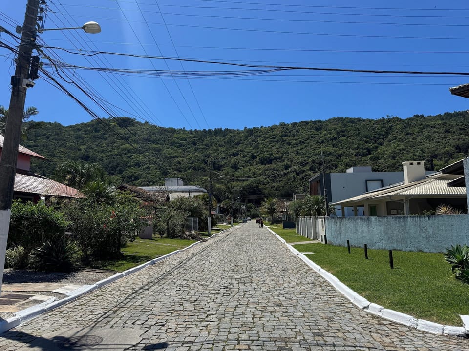 Luxury House, Pool Access | Street view