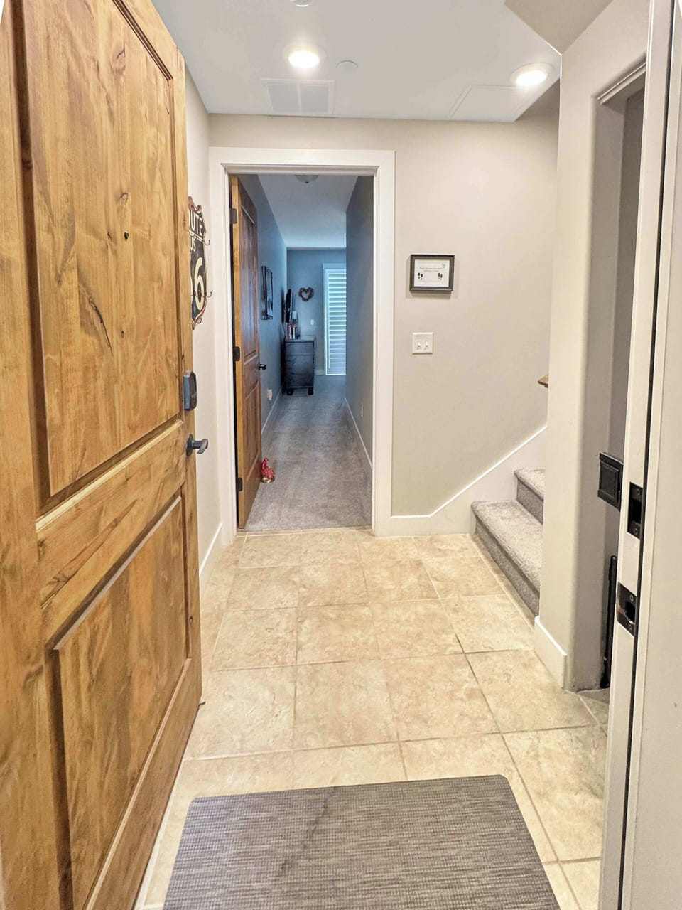 Step on into this home! 